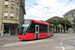Stadler Tramlink 6/8 n°915 sur la ligne 6 (Bernmobil) à Berne (Bern)
