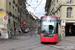 Stadler Tramlink 6/8 n°913 sur la ligne 6 (Bernmobil) à Berne (Bern)