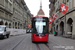 Stadler Tramlink 6/8 n°915 sur la ligne 6 (Bernmobil) à Berne (Bern)