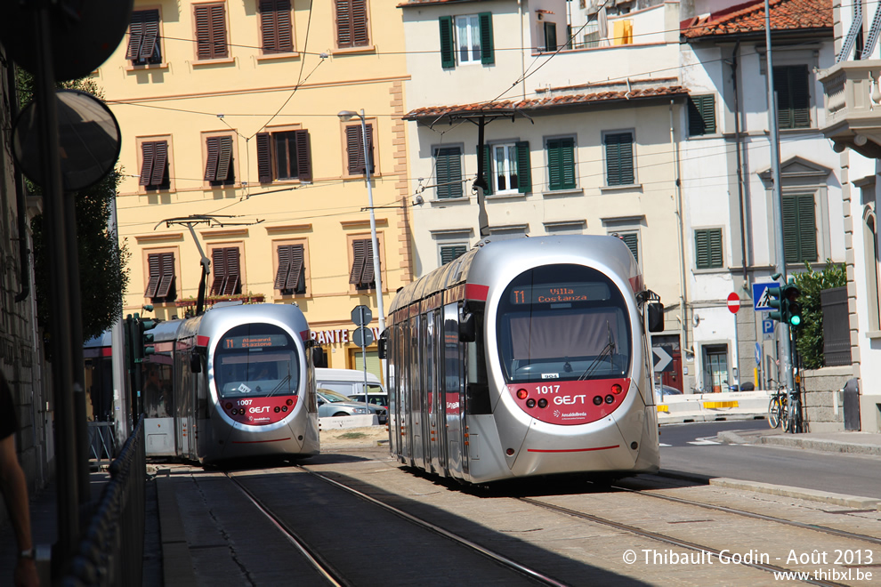 Rames AnsaldoBreda Sirio 1007 et 1017 - Tramway de Florence