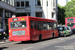 Dennis Dart SLF Plaxton Pointer 2 n°8302 (BX54 DKD) sur la ligne 100 (TfL) à Londres (London)