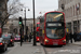 Volvo B5L Hybrid Wright Eclipse Gemini 2 n°VH45107 (BD13 OJA) sur la ligne 13 (TfL) à Londres (London)