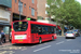 Alexander Dennis E20D Enviro200 Dart n°DE28 (YX09 HJY) sur la ligne 33 (TfL) à Londres (London)