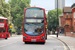 Volvo B5L Hybrid Wright Eclipse Gemini 2 n°VWH1362 (LK62 DJY) sur la ligne 52 (TfL) à Londres (London)