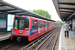 Bombardier DLR B90 Stock n°28 sur le DLR (TfL) à Londres (London)