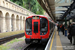 Bombardier London Underground S7 Stock n°21404 sur la Circle Line (TfL) à Londres (London)