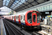 Bombardier London Underground S7 Stock n°21419 sur la District Line (TfL) à Londres (London)