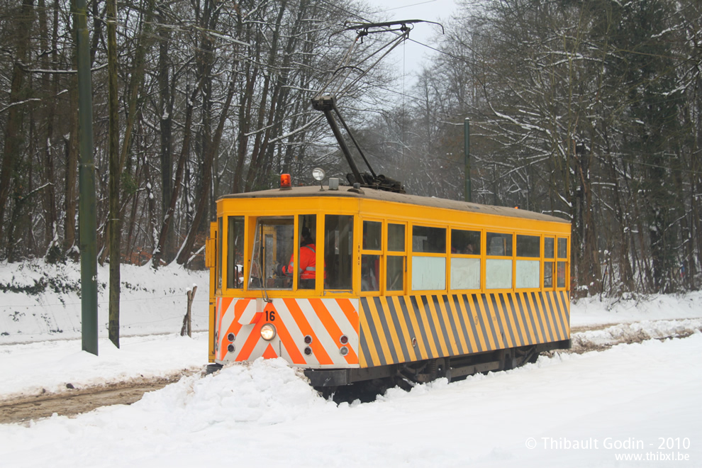 Motrice 16 du Musée du Transport Urbain Bruxellois - Trammuseumbrussels