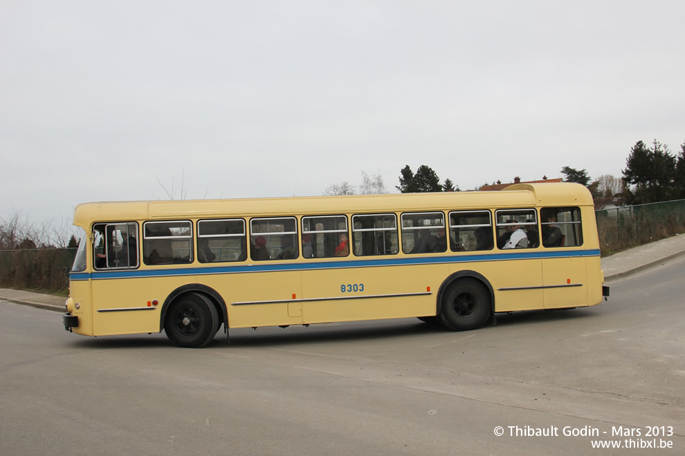 Autobus 8303 du Musée du Transport Urbain Bruxellois - Trammuseumbrussels