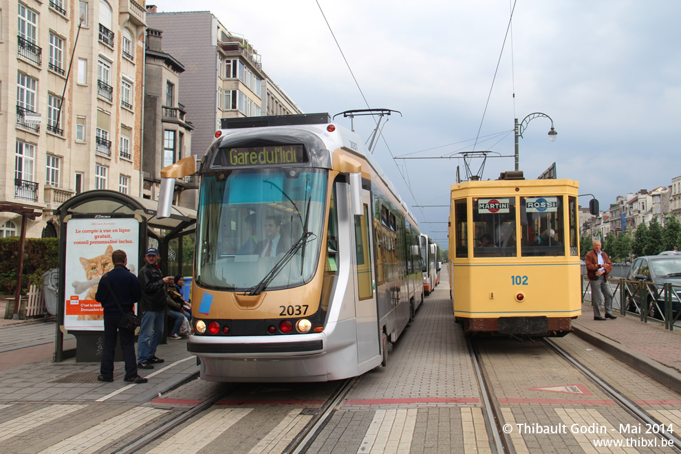 2037 et 1064 + 102 - 100 ans de la ligne 81