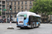 Heuliez GX 337 II Electric n°2199 (GS-897-BG) sur la ligne 58 (RATP) à Montparnasse – Bienvenüe (Paris)