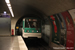 MF 67 n°G033 sur la ligne 10 (RATP) à Porte d'Auteuil (Paris)