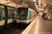 MF 01 n°006 sur la ligne 2 (RATP) à Pigalle (Paris)