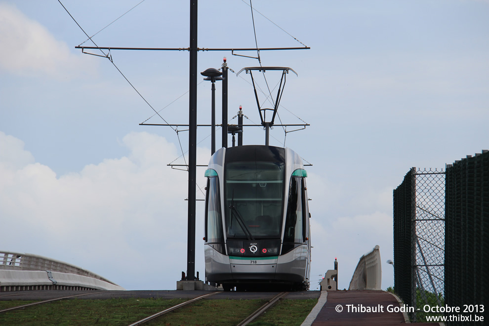 Rame Alstom Citadis 718 - T7 de Paris