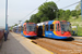 Siemens-Duewag Supertram n°121 et n°118 sur la Blue Line (Sheffield Supertram) à Sheffield