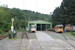 Westwaggon-Siemens GT4 n°106 Der Remscheider et Waggonfabrik Rastatt VrbT2 n°406 Vegetationsbau devant le dépôt du Bergisches Straßenbahnmuseum à Wuppertal