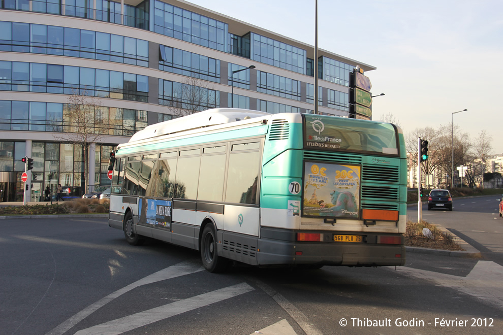 Bus 7065 (568 PLQ 75) sur la ligne 103 (RATP) à Maisons-Alfort