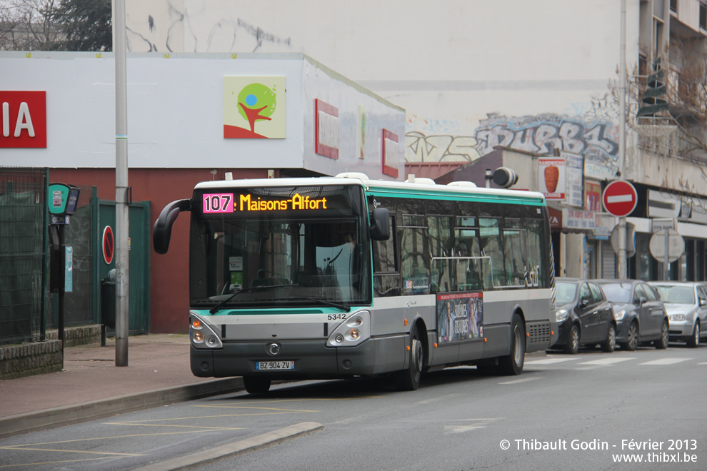 Bus 5342 (BZ-904-ZV) sur la ligne 107 (RATP) à Saint-Maur-des-Fossés