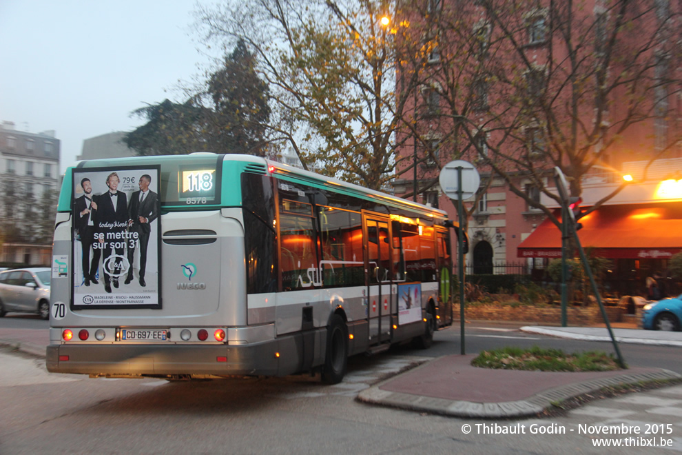 Bus 8578 (CD-697-EE) sur la ligne 118 (RATP) à Château de Vincennes (Paris)