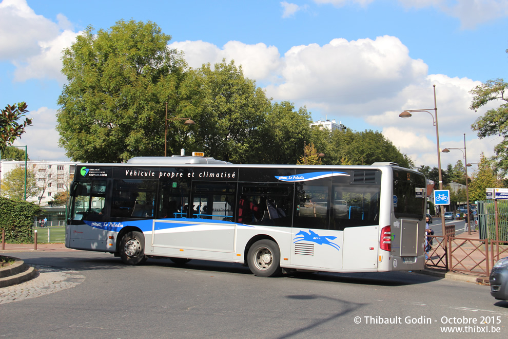 Bus 647 (413 ESC 91) sur la ligne 12 (Le Paladin) à Châtenay-Malabry