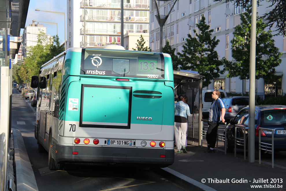 Bus 5202 (BP-101-NG) sur la ligne 133 (RATP) à Sarcelles