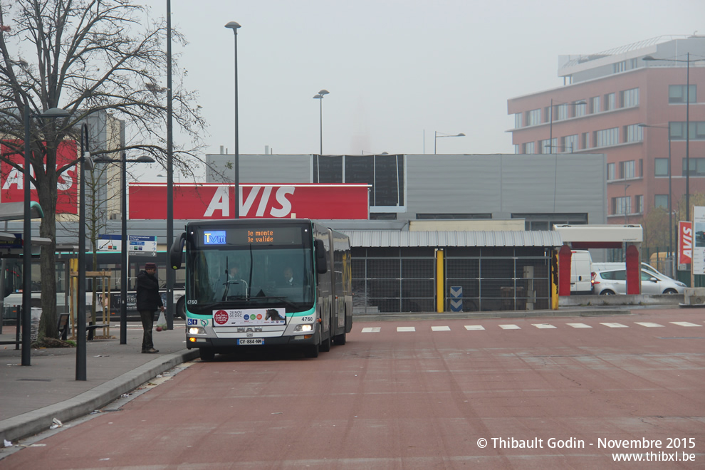 Bus 4760 (CV-884-NM) sur la ligne Tvm (Trans-Val-de-Marne - RATP) à Chevilly-Larue