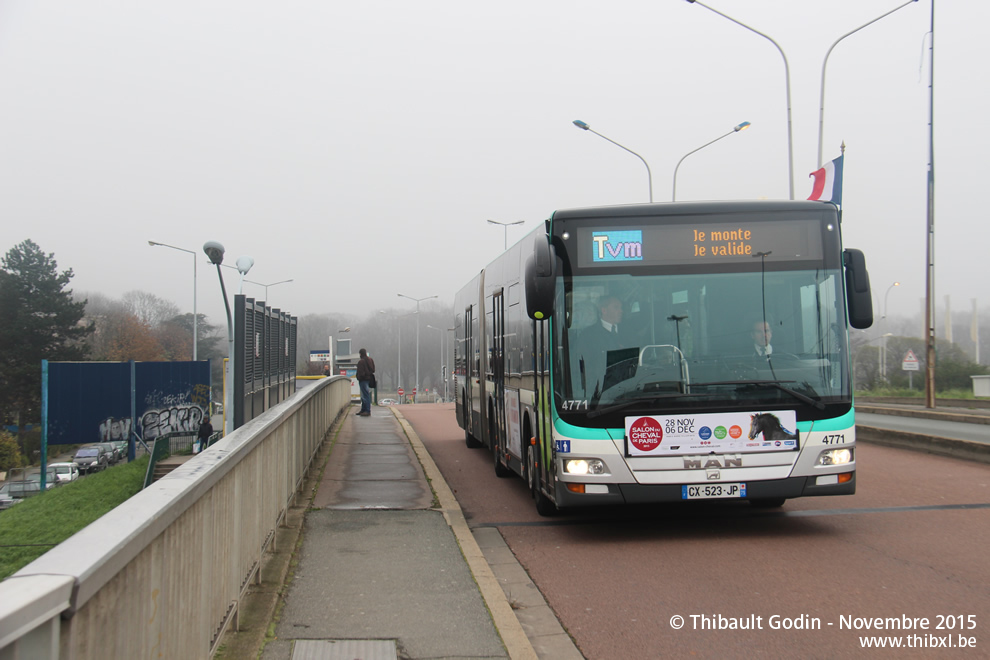 Bus 4771 (CX-523-JP) sur la ligne Tvm (Trans-Val-de-Marne - RATP) à Chevilly-Larue