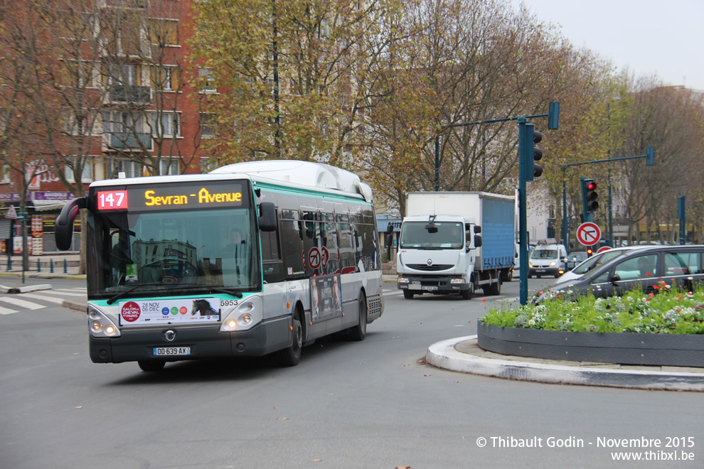Bus 5953 (DD-639-AX) sur la ligne 147 (RATP) à Pantin