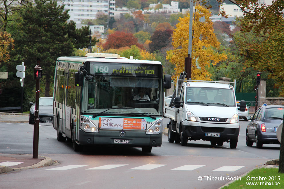 Bus 3155 (745 QXA 75) sur la ligne 160 (RATP) à Saint-Cloud