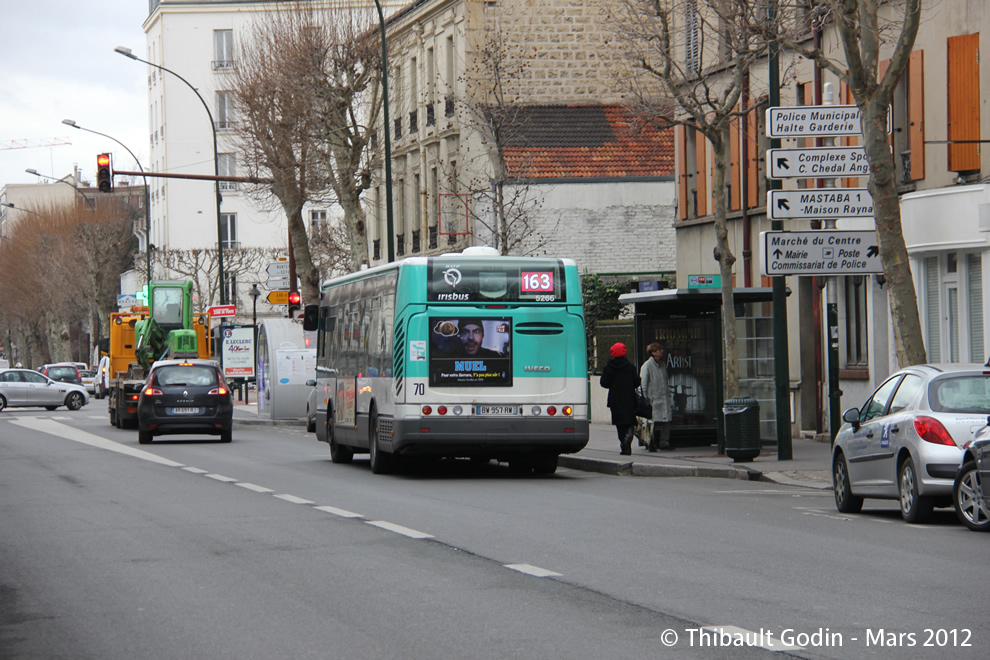 Bus 5266 (BW-957-RW) sur la ligne 163 (RATP) à La Garenne-Colombes