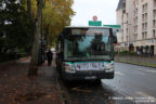 Bus 3327 (828 RGC 75) sur la ligne 163 (RATP) à Rueil-Malmaison