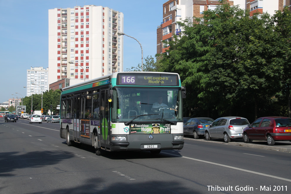 Bus 2831 sur la ligne 166 (RATP) à Asnières-sur-Seine