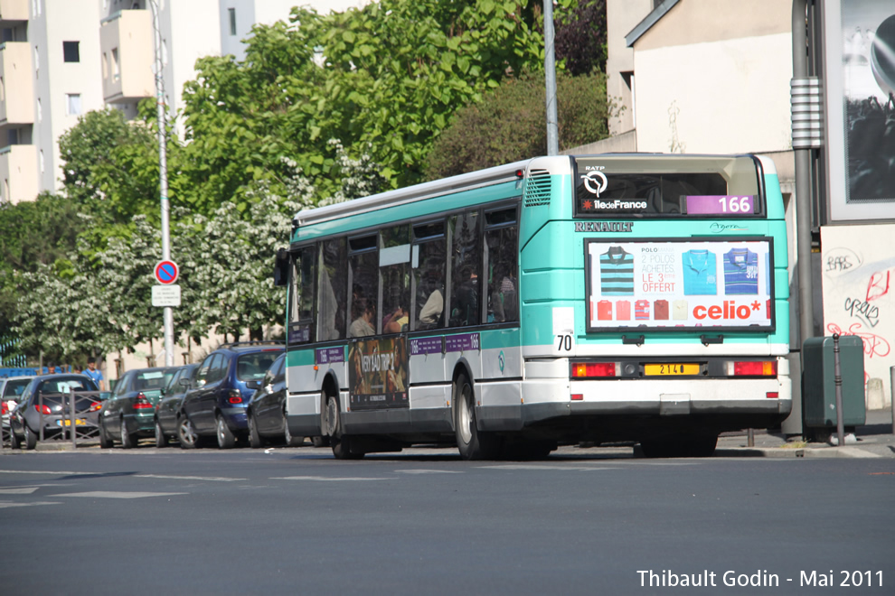 Bus 2140 sur la ligne 166 (RATP) à Asnières-sur-Seine