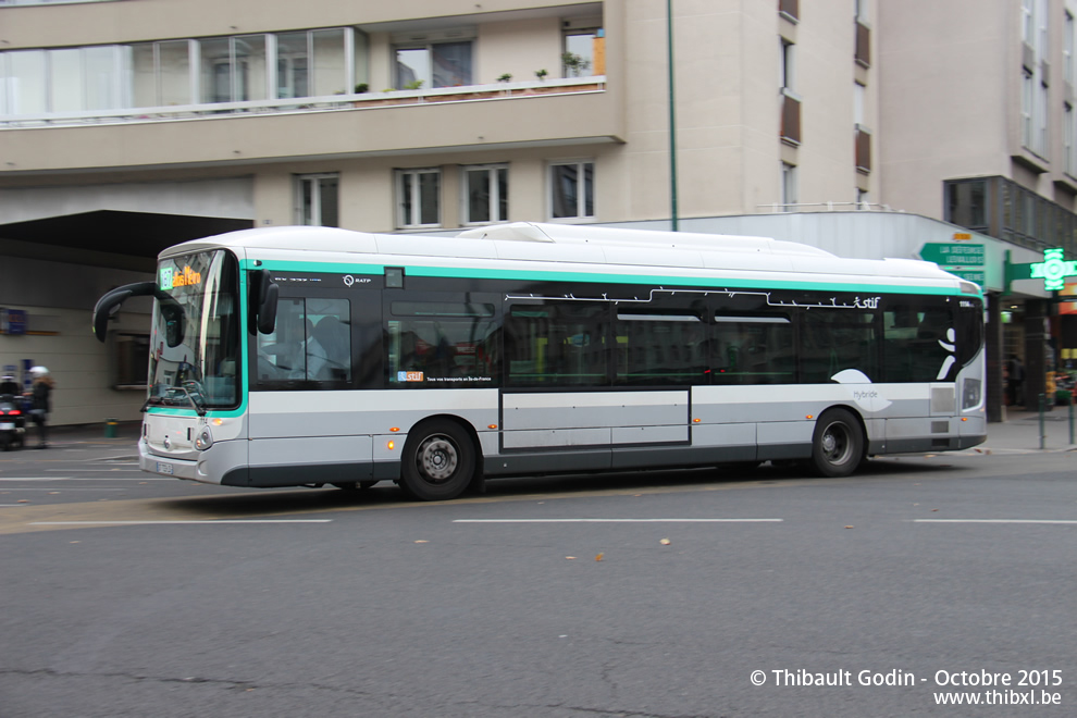 Bus 1114 (DT-733-LD) sur la ligne 167 (RATP) à Colombes