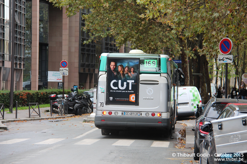 Bus 8557 (CC-481-LH) sur la ligne 169 (RATP) à Issy-les-Moulineaux