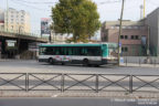 Bus 7454 (892 QBE 75) sur la ligne 173 (RATP) à Porte de Clichy (Paris)