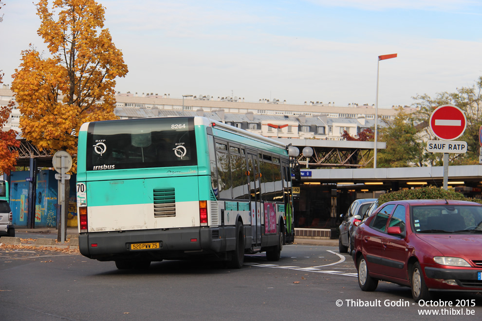 Bus 8264 (520 PWW 75) sur la ligne 177 (RATP) à Asnières-sur-Seine