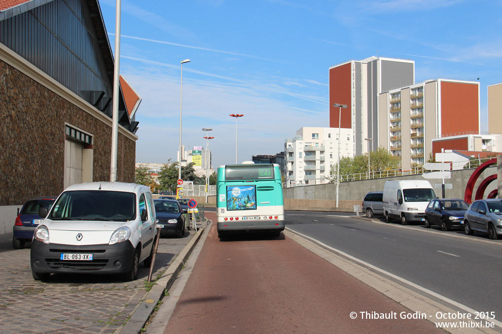 Bus 5227 (BS-864-CA) sur la ligne 177 (RATP) à Gennevilliers