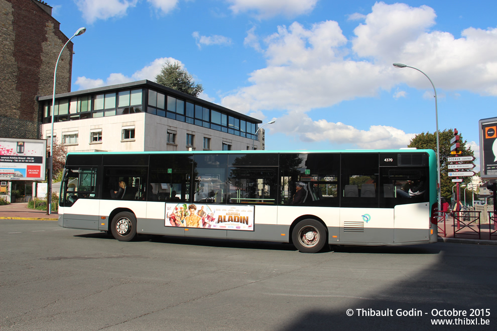 Bus 4370 (BY-901-FG) sur la ligne 179 (RATP) à Sceaux