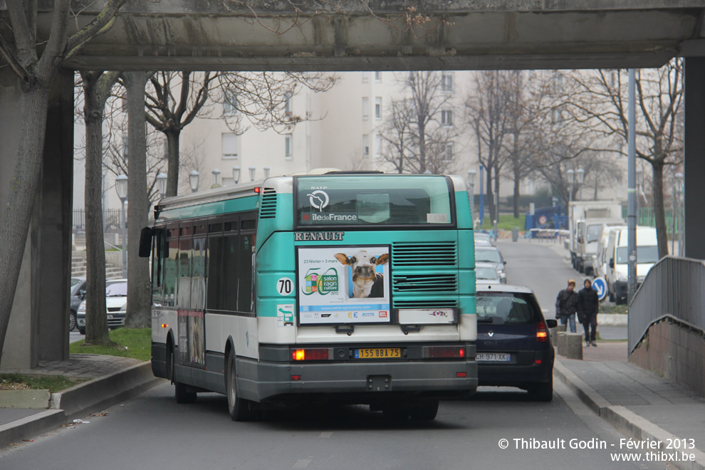 Bus 7438 (155 QBA 75) sur la ligne 182 (RATP) à Choisy-le-Roi