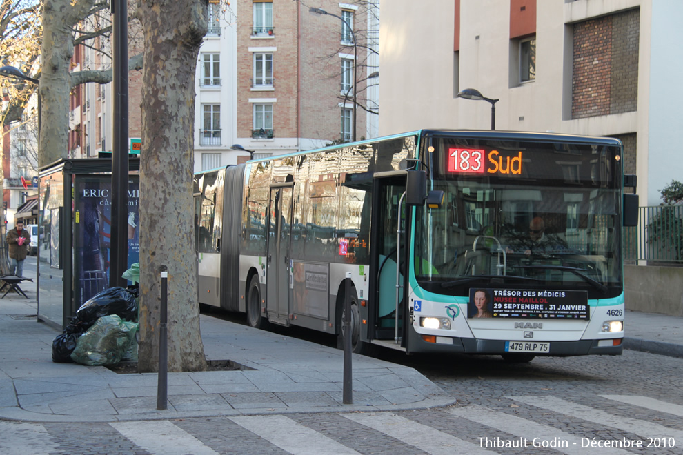Bus 4626 (479 RLP 75) sur la ligne 183 (RATP) à Porte de Choisy (Paris)