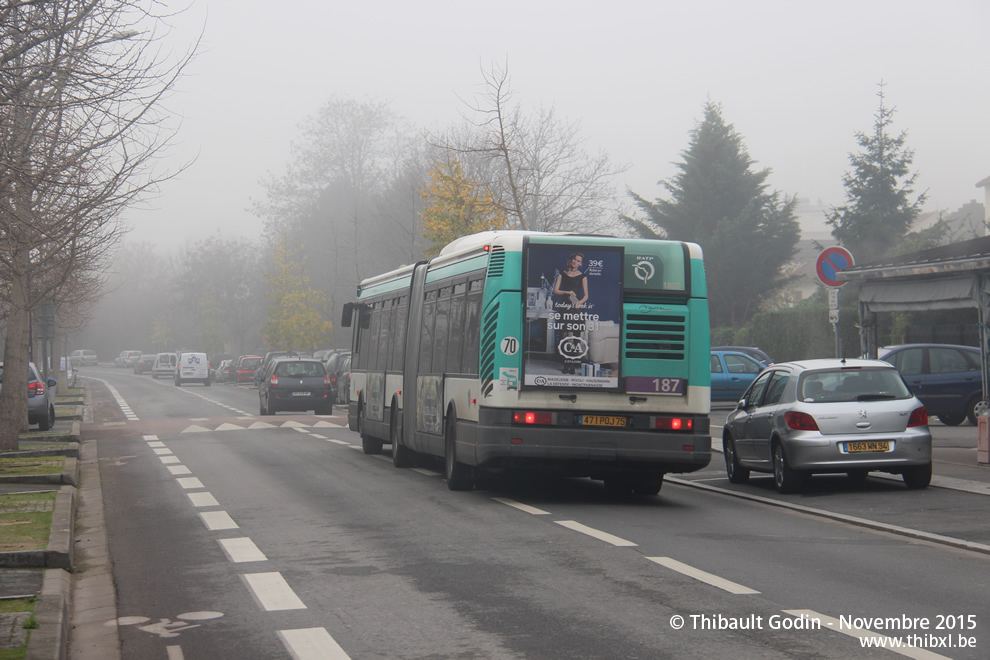 Bus 1807 (471 PQJ 75) sur la ligne 187 (RATP) à L'Haÿ-les-Roses