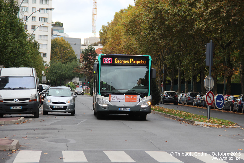 Bus 6793 (DK-310-HS) sur la ligne 189 (RATP) à Issy-les-Moulineaux