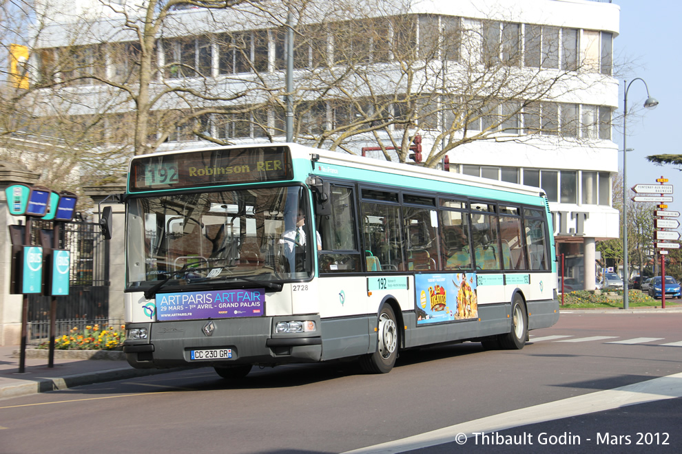 Bus 2728 sur la ligne 192 (RATP) à Sceaux