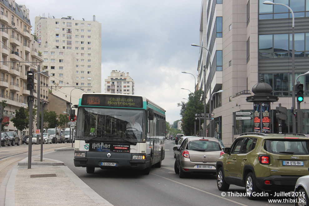 Bus 2848 (CG-030-PF) sur la ligne 194 (RATP) à Châtillon