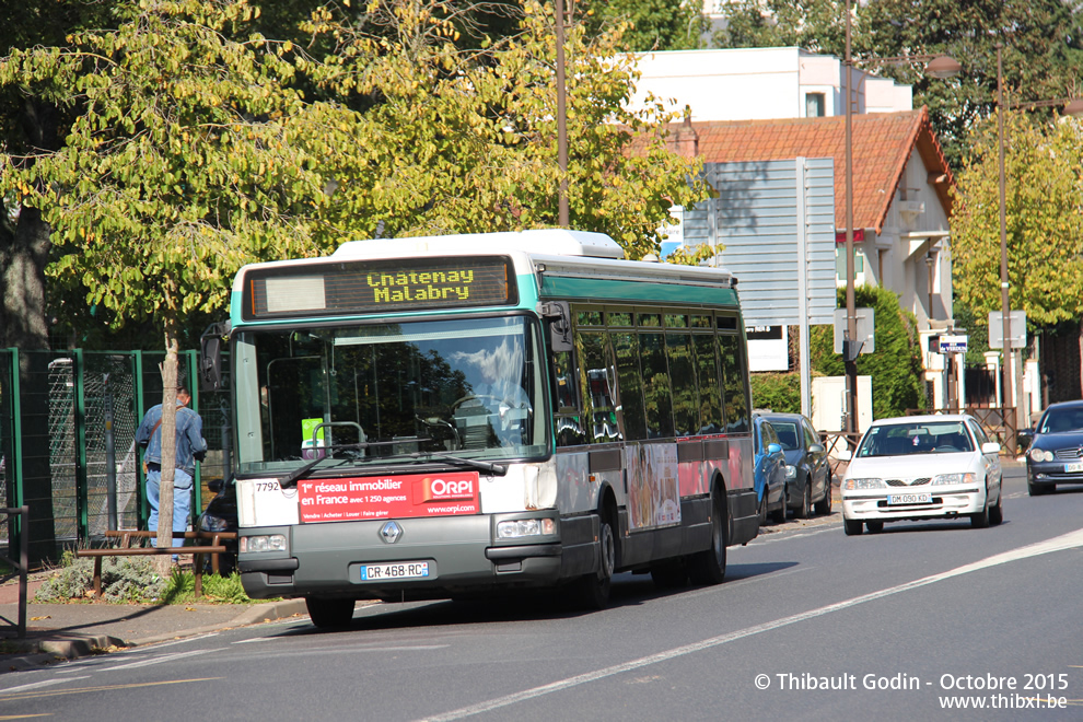 Bus 7792 (CR-468-RC) sur la ligne 194 (RATP) à Châtenay-Malabry