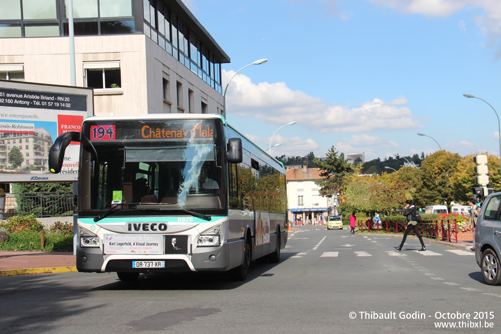 Bus 8829 (DR-737-XR) sur la ligne 194 (RATP) à Sceaux