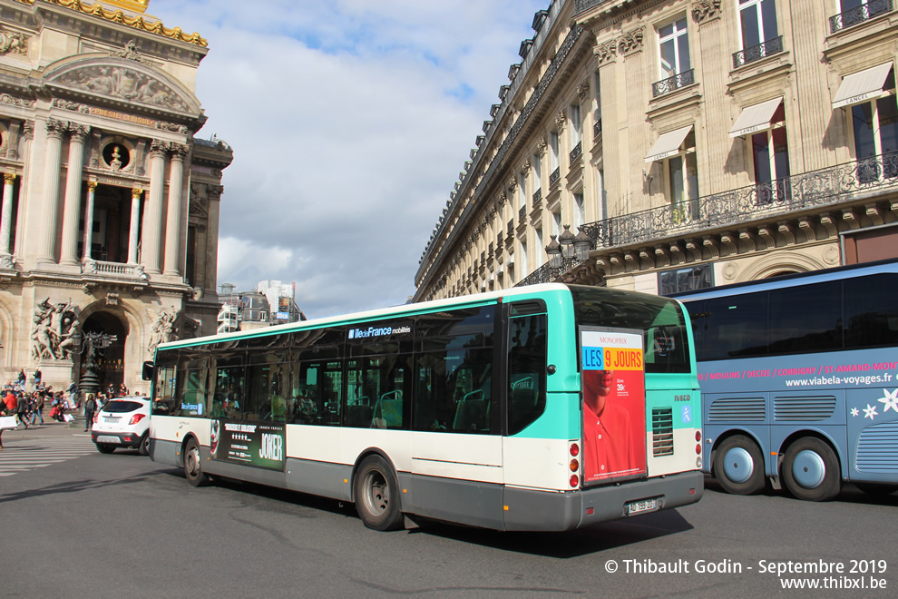 Bus 3633 (AD-199-ZD) sur la ligne 20 (RATP) à Opéra (Paris)