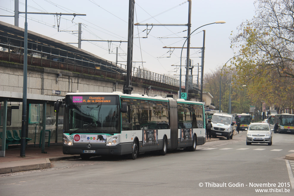 Bus 1941 (BN-596-LS) sur la ligne 208 (RATP) à Saint-Maur-des-Fossés