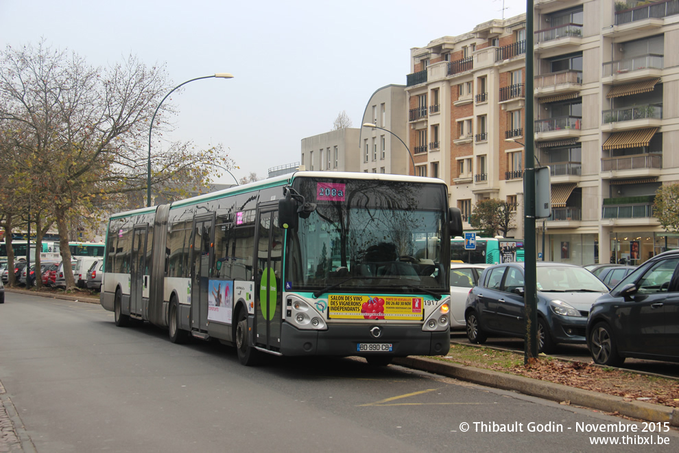 Bus 1917 (BD-990-CB) sur la ligne 208 (RATP) à Saint-Maur-des-Fossés